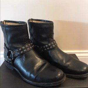 Authentic Frye Brand Flat Ankle Boots